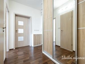 Pronájem bytu 2+1, Praha - Malešice, Plaňanská, 55 m2