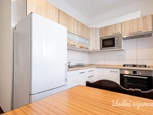Pronájem bytu 2+1, Praha - Malešice, Plaňanská, 55 m2