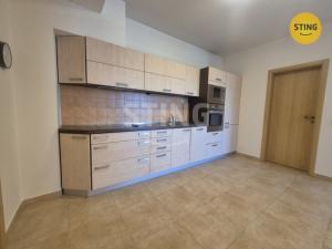 Pronájem bytu 1+kk, Ostrava, Gen. Sochora, 43 m2