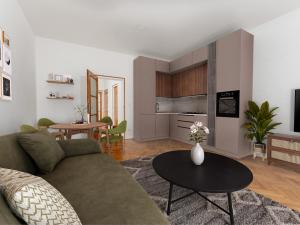 Prodej bytu 1+1, Hodonín, Národní třída, 46 m2