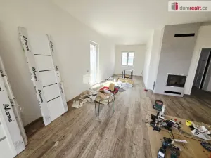 Prodej rodinného domu, Polerady, 118 m2