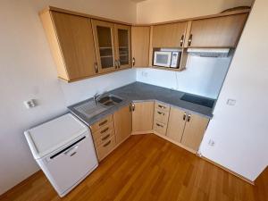 Pronájem bytu 2+kk, Praha - Strašnice, Na palouku, 53 m2