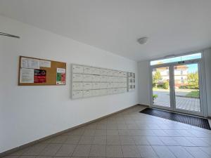 Pronájem bytu 2+kk, Praha - Strašnice, Na palouku, 53 m2
