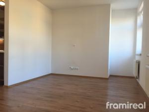 Pronájem bytu 1+kk, Brno, Anenská, 38 m2
