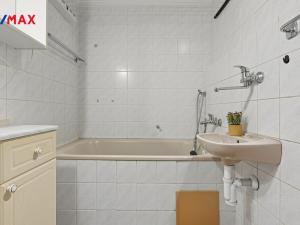 Prodej bytu 3+1, Dolní Žandov, 79 m2