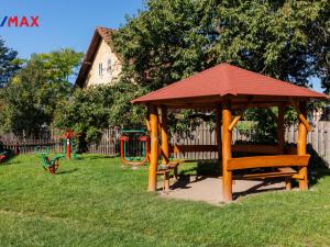 Prodej bytu 3+1, Dolní Žandov, 79 m2