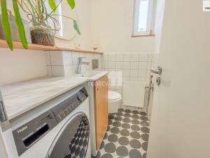 Prodej bytu 3+kk, Praha - Libeň, Lihovarská, 74 m2