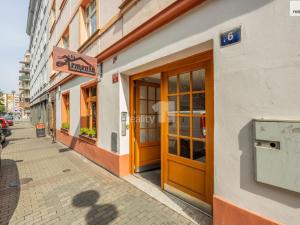 Prodej bytu 3+kk, Praha - Libeň, Lihovarská, 74 m2