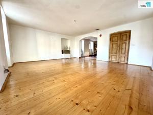 Pronájem výrobních prostor, Dobrovíz, Pražská, 1027 m2