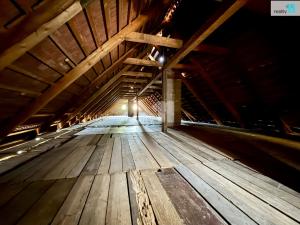 Pronájem výrobních prostor, Dobrovíz, Pražská, 1027 m2
