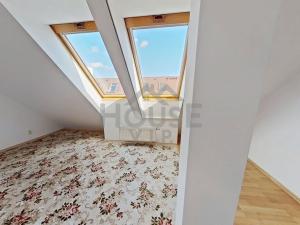 Prodej bytu 2+1, Praha - Radotín, Věštínská, 60 m2
