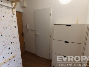 Prodej bytu 1+1, Praha - Hostivař, plukovníka Mráze, 37 m2