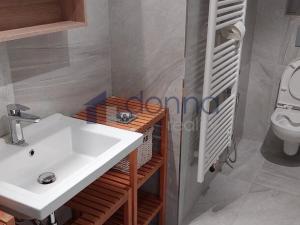 Pronájem bytu 2+kk, Praha, Moskevská, 54 m2