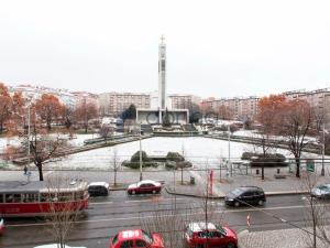 Pronájem bytu 2+kk, Praha, Moskevská, 54 m2