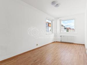 Prodej bytu 4+kk, Praha - Žižkov, V kapslovně, 101 m2