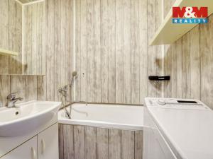 Prodej bytu 3+1, Rotava, Sídliště, 54 m2