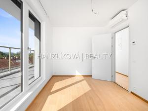 Pronájem bytu 3+kk, České Budějovice, Hálkova, 75 m2