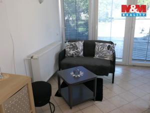Pronájem bytu 1+kk, Loděnice, Spojovací, 21 m2