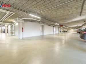 Pronájem garážového stání, Praha - Nusle, Rostislavova, 15 m2