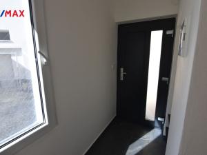 Pronájem bytu 1+1, Olomouc - Hodolany, Hodolanská, 36 m2