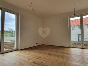 Pronájem bytu 2+kk, Praha - Královice, Ke Tvrzi, 55 m2