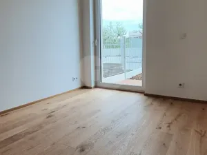 Pronájem bytu 2+kk, Praha - Královice, Ke Tvrzi, 55 m2