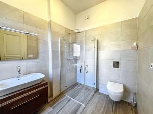 Pronájem bytu 4+1, Praha - Nové Město, 157 m2