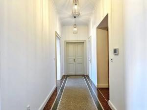 Pronájem bytu 4+1, Praha - Nové Město, 157 m2