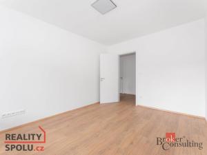Pronájem bytu 2+kk, Pardubice - Zelené Předměstí, Smilova, 58 m2