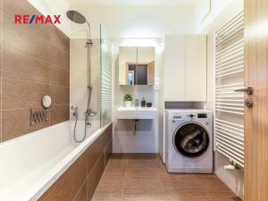 Prodej bytu 3+kk, Praha - Malešice, Počernická, 83 m2
