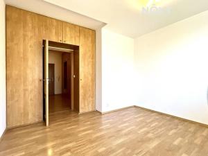 Pronájem bytu 2+kk, Praha - Hlubočepy, Högerova, 58 m2