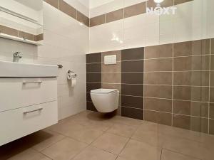 Pronájem bytu 2+kk, Praha - Hlubočepy, Högerova, 58 m2