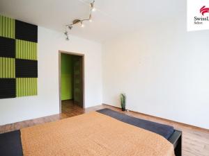 Prodej bytu 3+1, Nové Hrady, Zahradní čtvrť, 71 m2