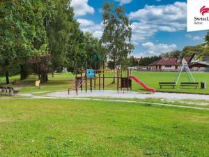 Prodej bytu 3+1, Nové Hrady, Zahradní čtvrť, 71 m2