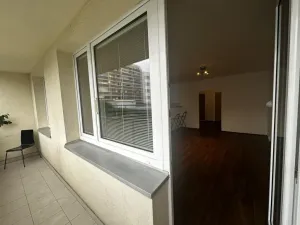 Pronájem bytu 3+1, Praha - Vršovice, V předpolí, 76 m2