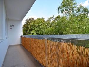 Pronájem bytu 2+kk, Praha - Kobylisy, Mirovická, 45 m2