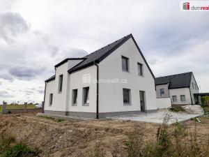 Prodej rodinného domu, Lužná, Jižní, 165 m2