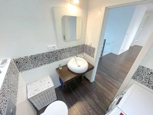 Pronájem bytu 6+kk a větší, Brno, Venhudova, 200 m2