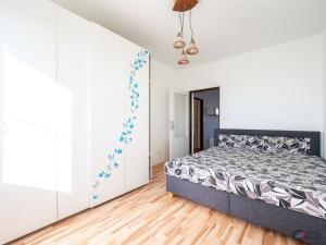 Pronájem bytu 2+1, Holice, Ottmarova, 49 m2