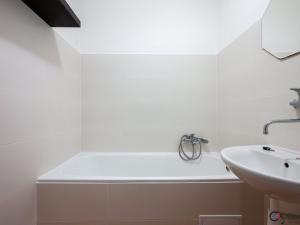 Pronájem bytu 2+1, Holice, Ottmarova, 49 m2