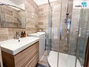 Pronájem bytu 2+1, Kroměříž, Páleníčkova, 56 m2