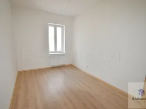 Pronájem bytu 1+1, Ústí nad Labem - Střekov, Národního odboje, 40 m2