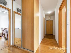 Pronájem bytu 3+kk, Praha - Kunratice, Pod Haltýřem, 73 m2