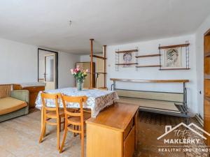 Prodej rodinného domu, Radim, 213 m2