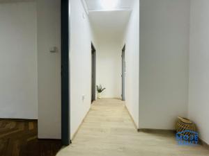 Pronájem bytu 2+1, Jesenice, Školní, 56 m2