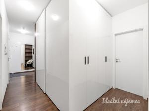 Pronájem bytu 3+kk, Praha - Modřany, Fikerova, 87 m2