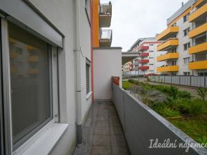 Pronájem bytu 2+kk, Brno, Lišejníková, 46 m2