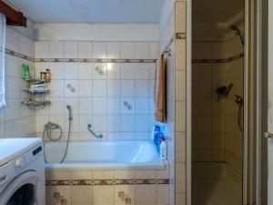 Prodej rodinného domu, Pchery - Humny, Husova, 180 m2