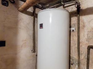 Prodej rodinného domu, Pchery - Humny, Husova, 180 m2