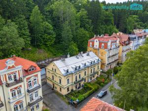 Prodej atypického bytu, Mariánské Lázně, Třebízského, 213 m2